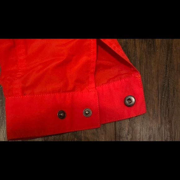 Round Two Transparent Jacket - Picture 6 of 8